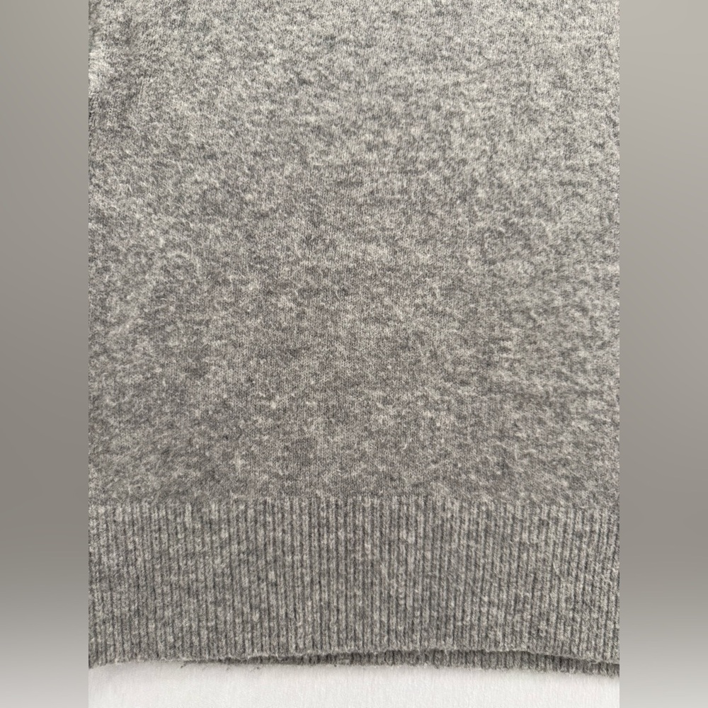 & Other Stories Light Gray Knit Sweater - Picture 3 of 8